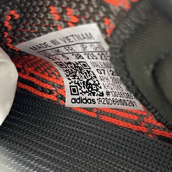 Adidas Yeezy Boost 350 V2 Carbon Beluga HQ7045 Size 5.5 Men 6.5 Women Orange main image 4